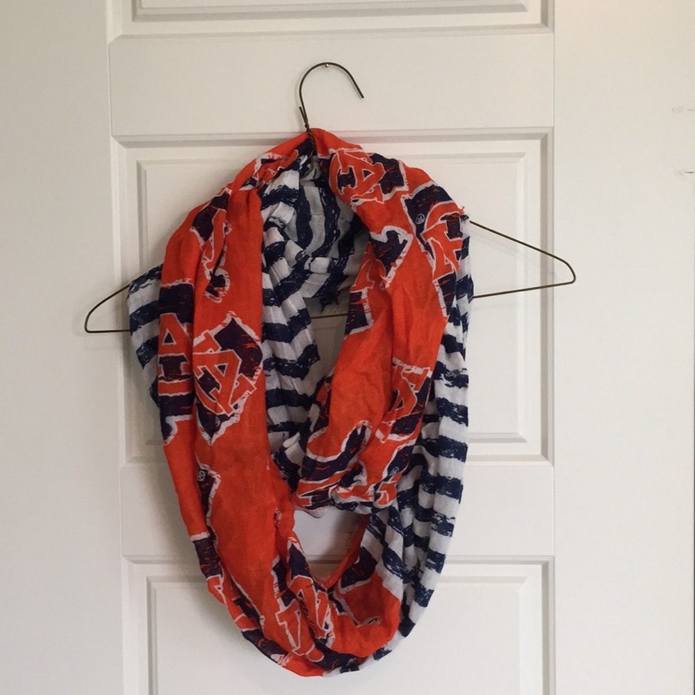 Auburn Infinity scarf